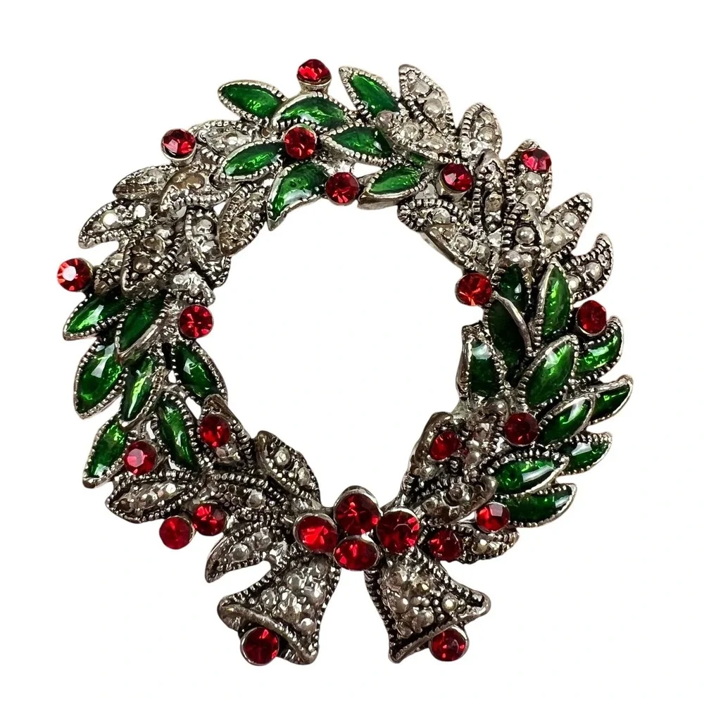 Vintage Christmas Wreath Brooch Red Rhinestone Green Enamel Silver Tone Holiday